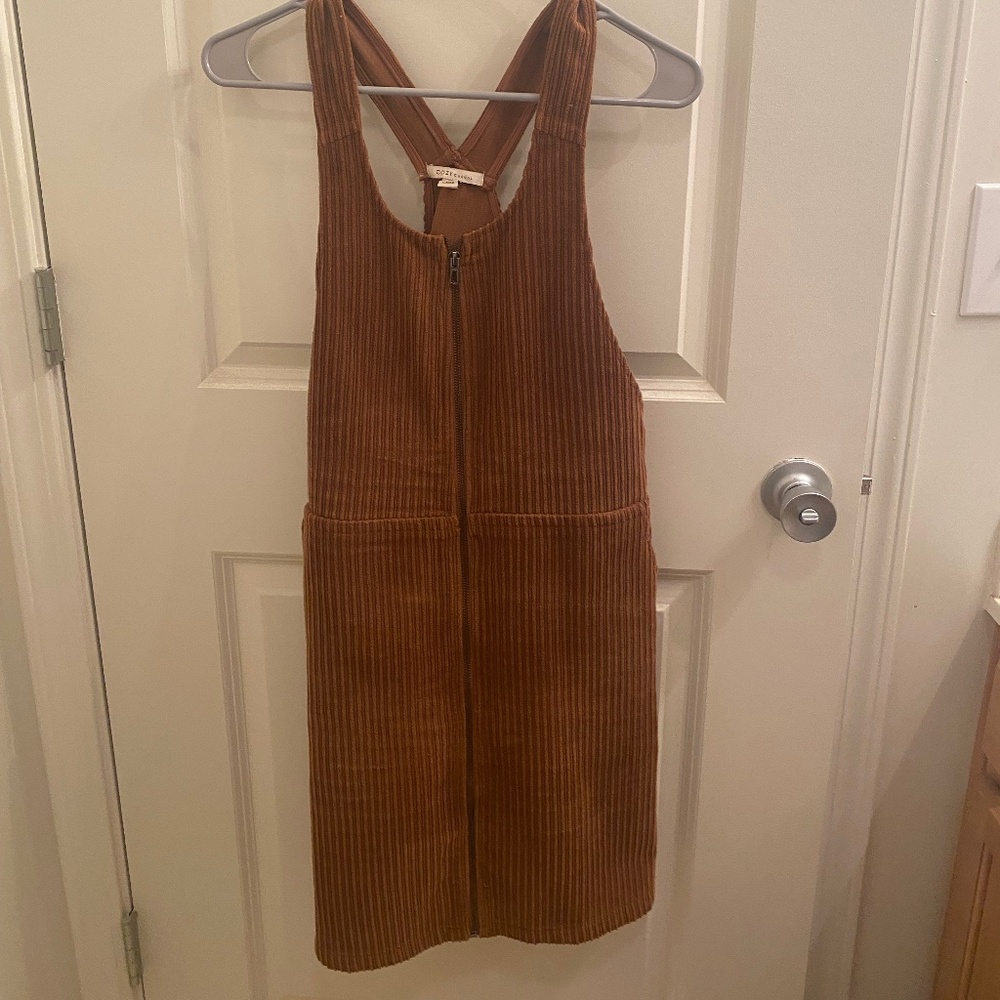 Dress - Picture 1 of 1